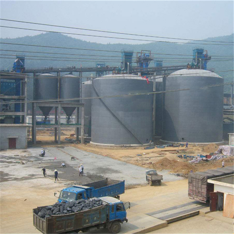 六盘水水泥钢板仓2座3000吨青岛项目进入施工